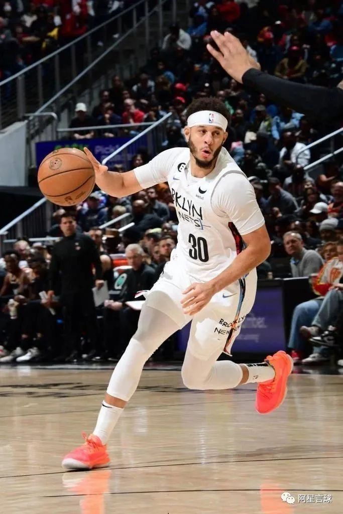 关键时刻体能课后，亚特兰大豪取连胜备战NBA常规赛，气氛紧张，医务组通报恢复的简单介绍